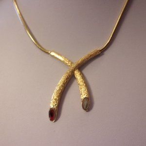 "Vintage Trifari Gold Tone Choker Necklace 15"" Long "